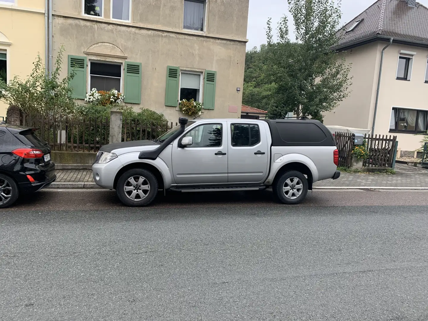 Nissan Navara E - 2