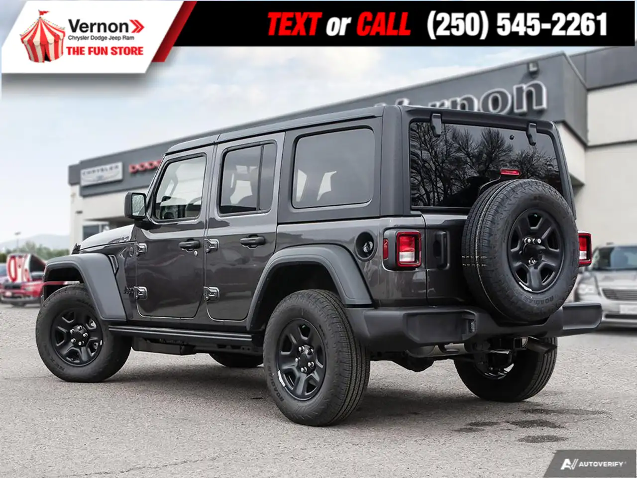 Jeep Wrangler photo Jeep Wrangler