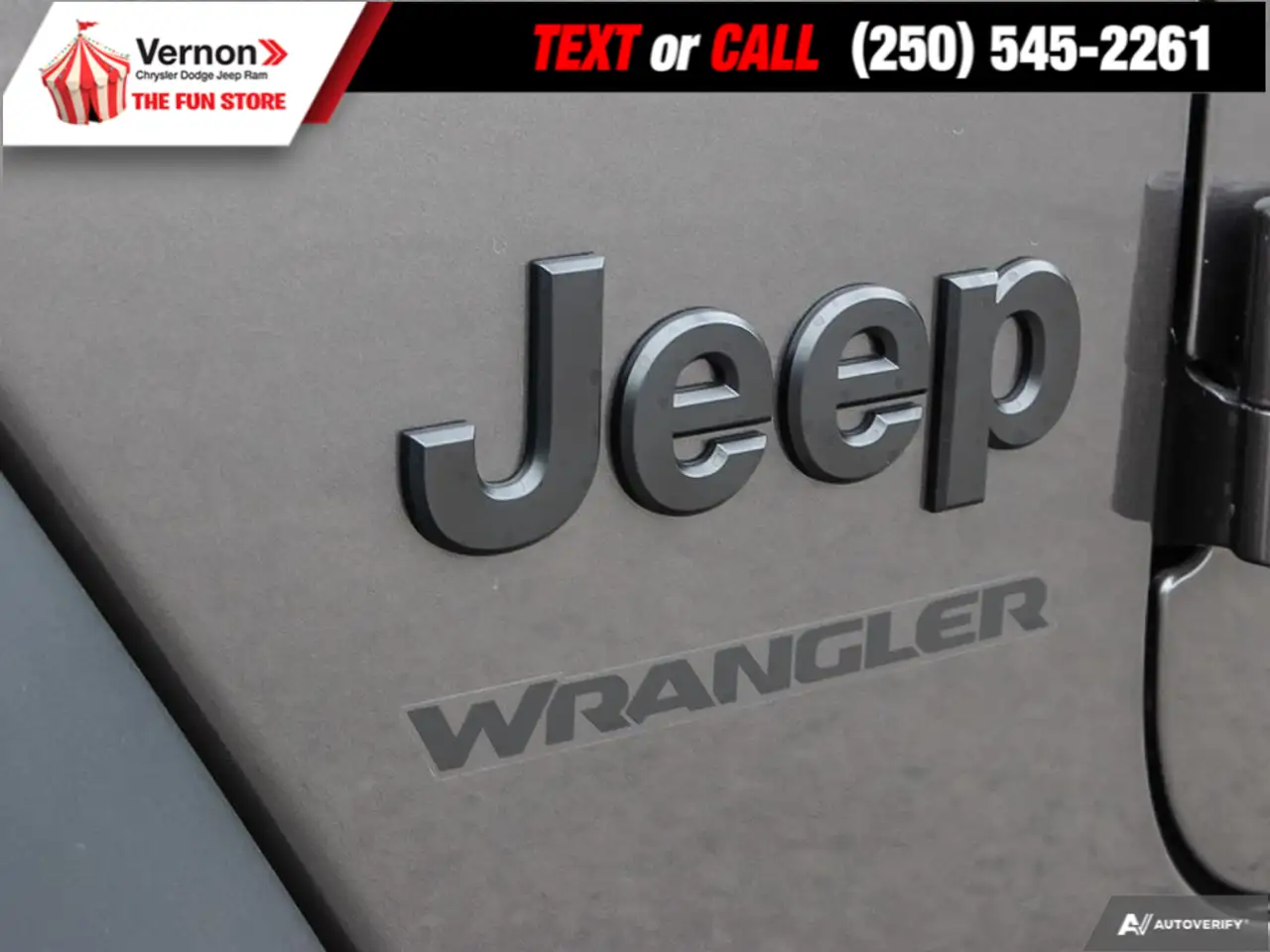 Jeep Wrangler photo Jeep Wrangler