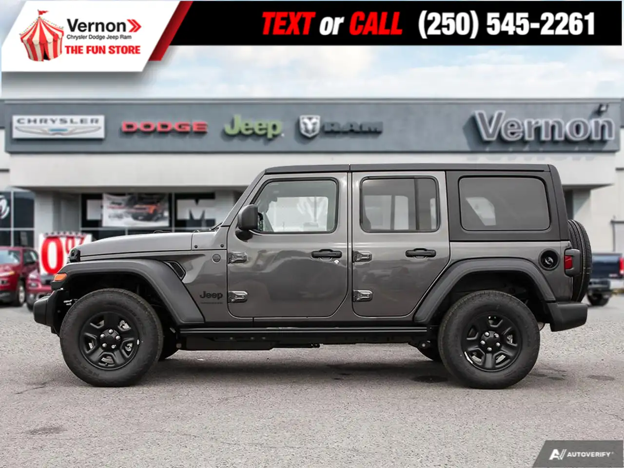 Jeep Wrangler photo Jeep Wrangler