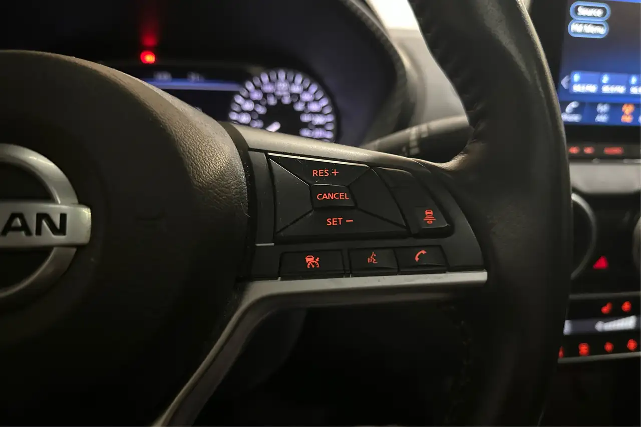 Nissan Sentra снимка Nissan Sentra