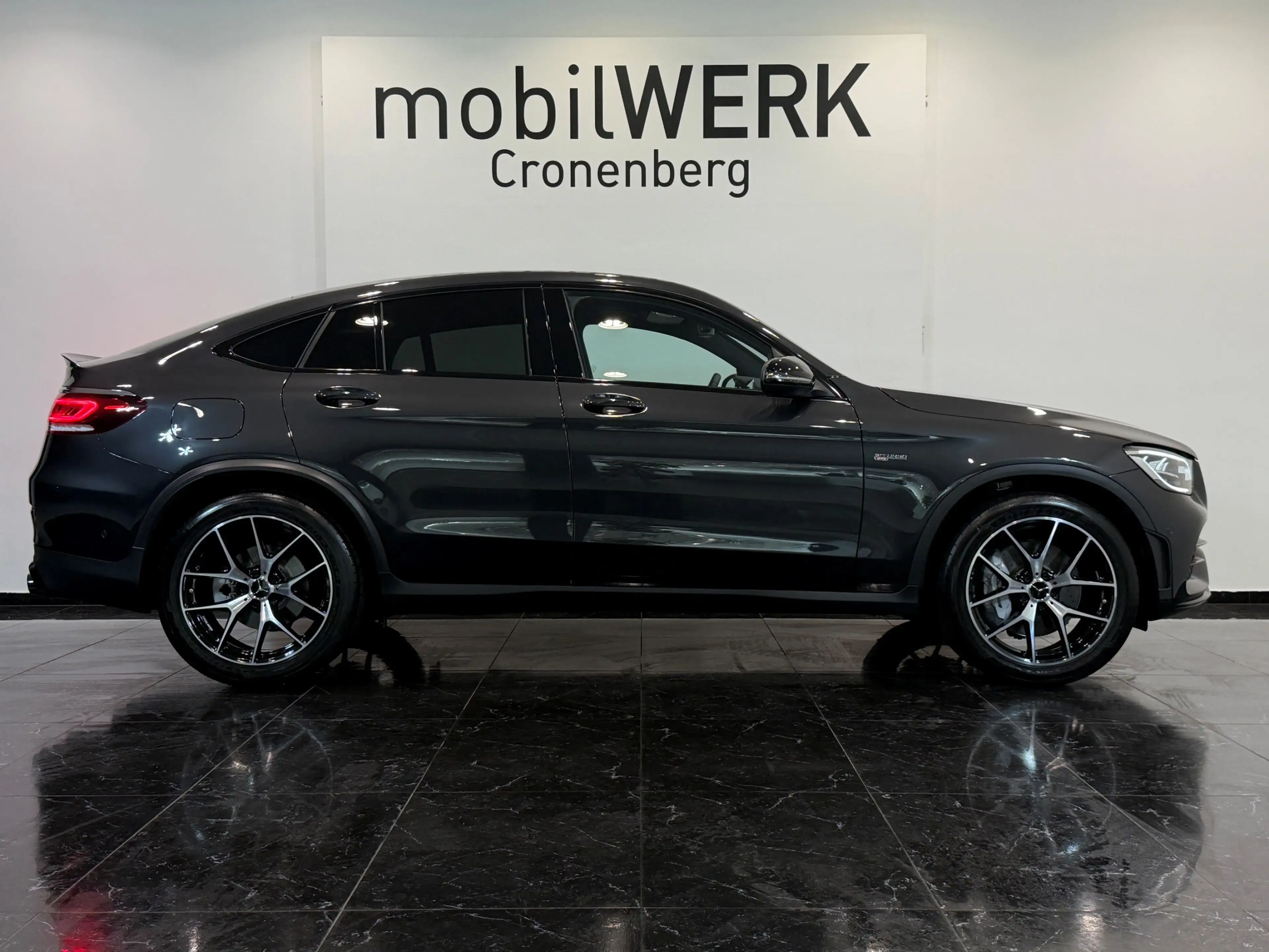 Mercedes-Benz GLC 43 AMG Schiebedach AHK Burmester Perf.Abgas — photo 4