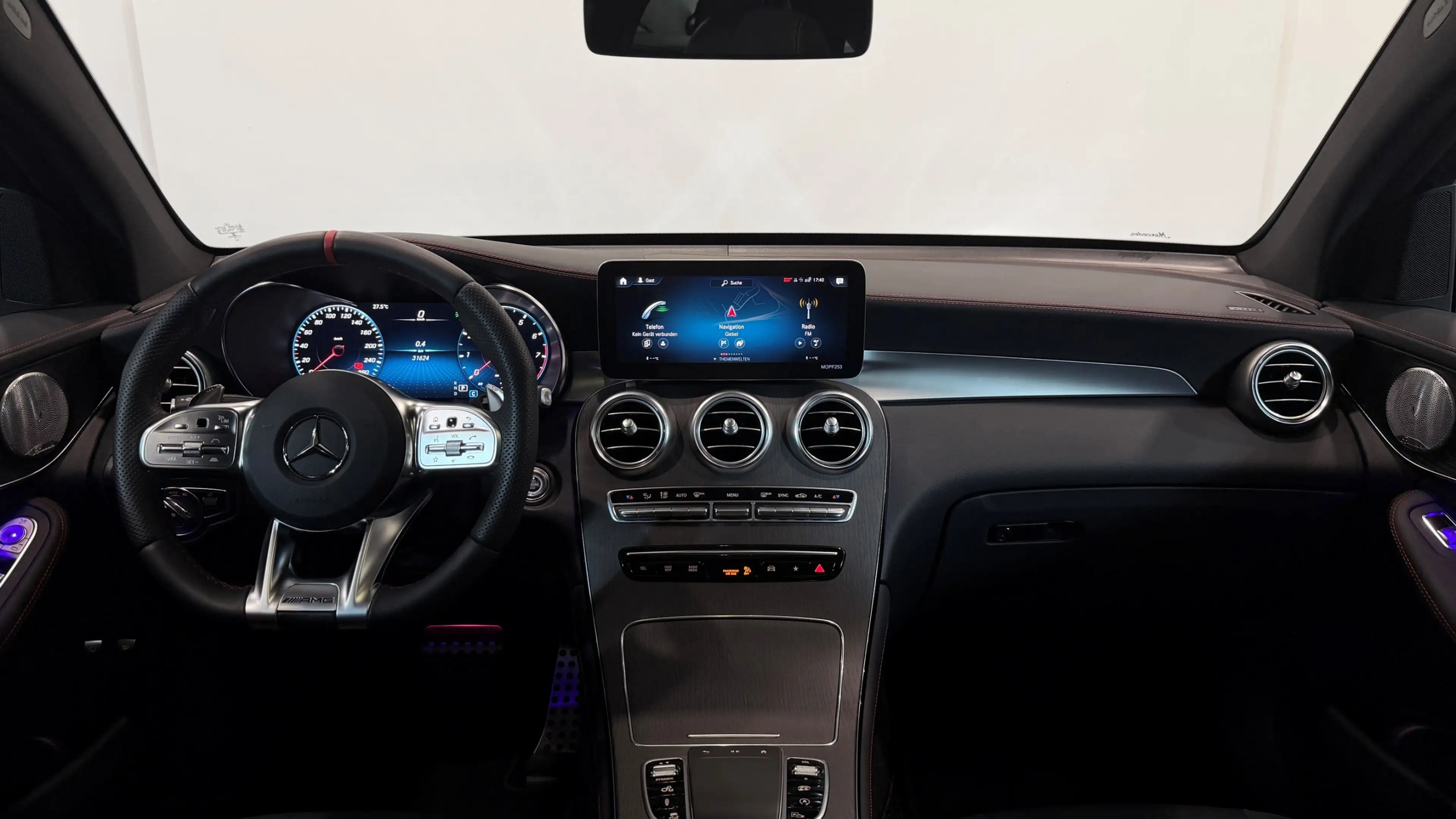 Mercedes-Benz GLC 43 AMG Schiebedach AHK Burmester Perf.Abgas — photo 11