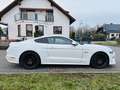 Ford Mustang GT Fastback Weiß - thumbnail 4