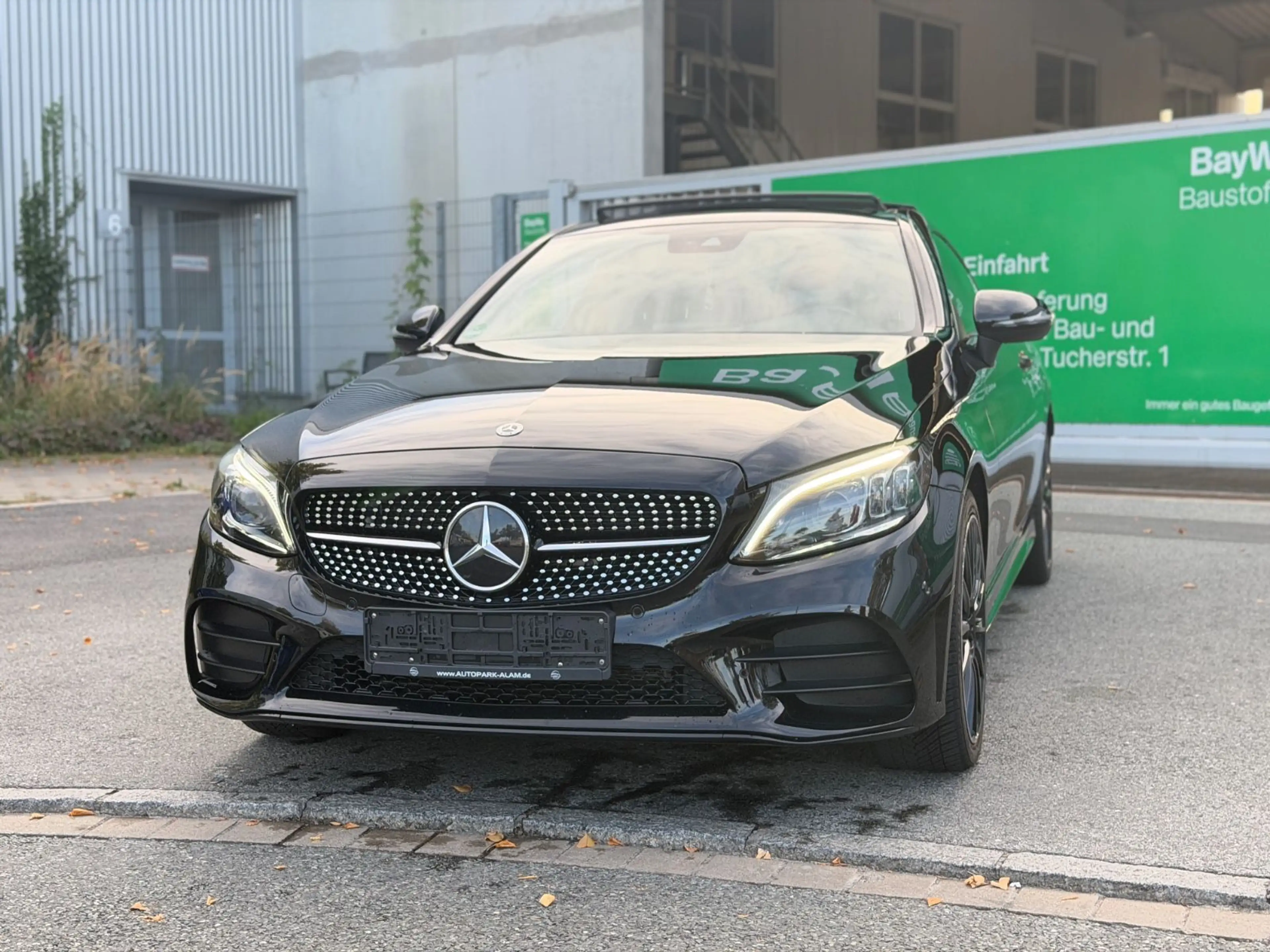 Mercedes-Benz C 200 C Coupe 4Matic AMGLINE*PANORAMA*Ambient* — photo 2