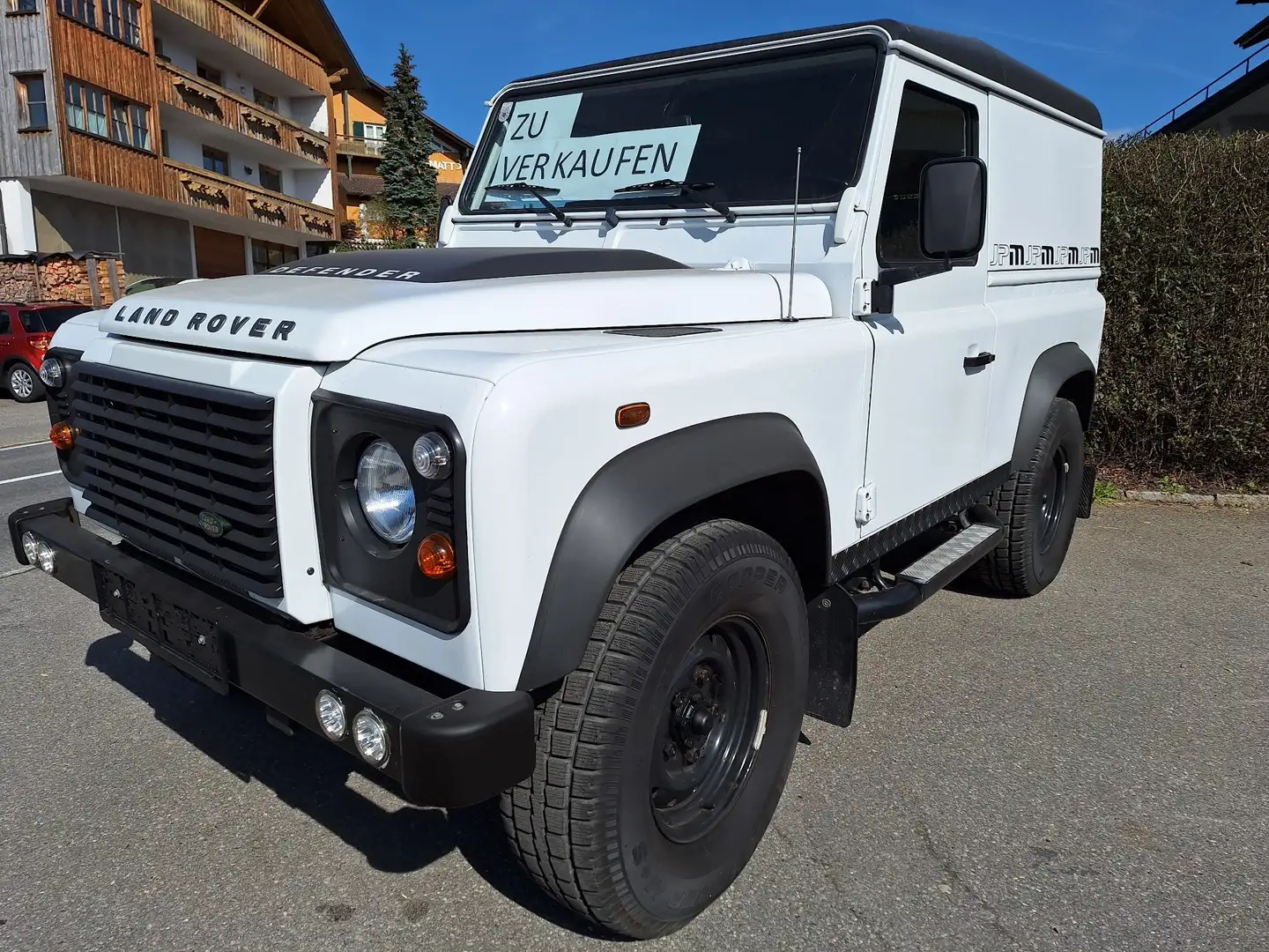 Land Rover Defender 90 E Hard Top - FISKAL LKW Weiß - 1