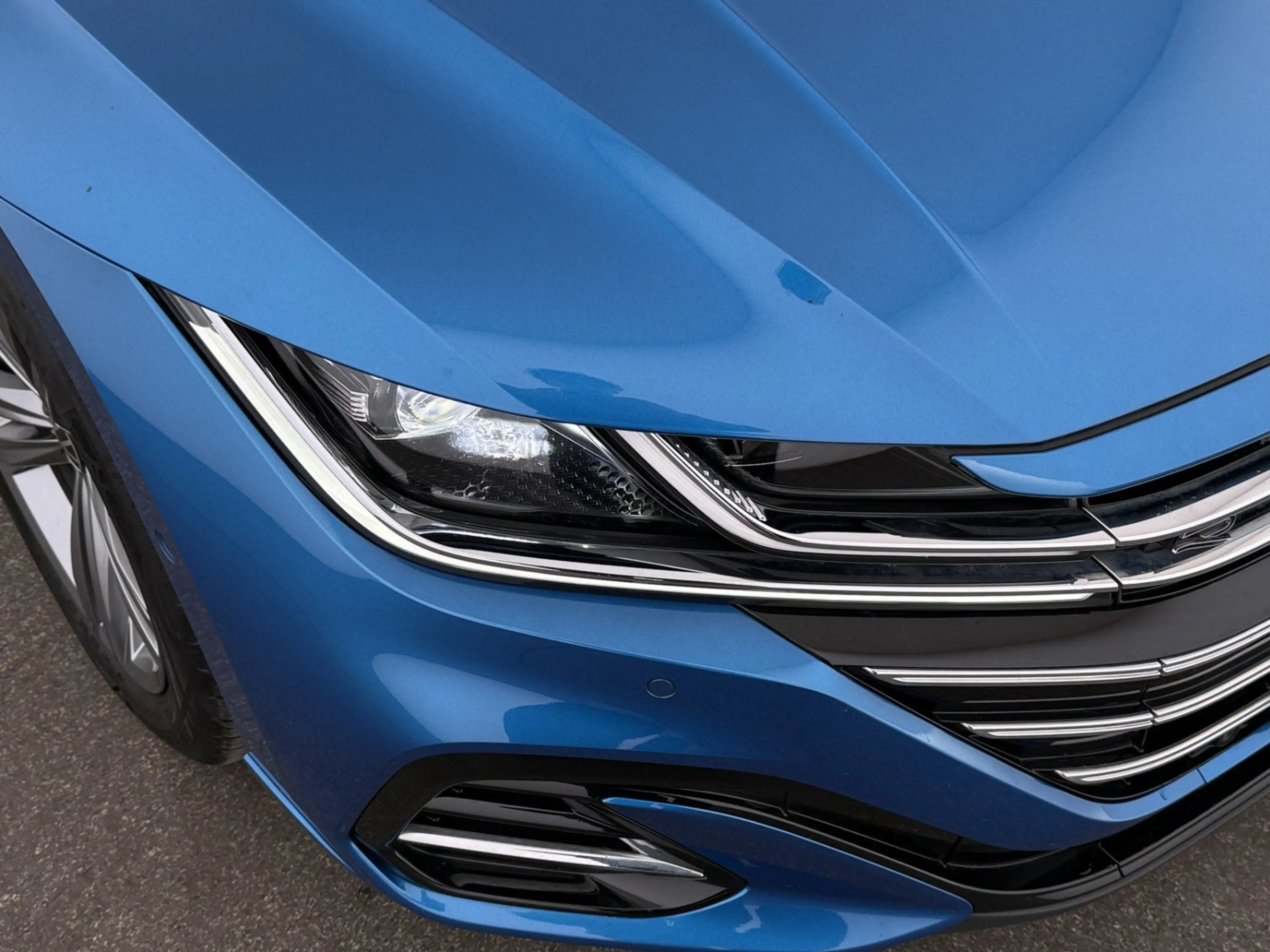 Volkswagen Arteon SB 2.0 TDI R-Line Aut LED 360-CAM AHK NAVI — photo 13