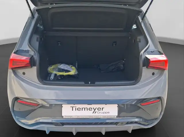 Cupra Born view 17