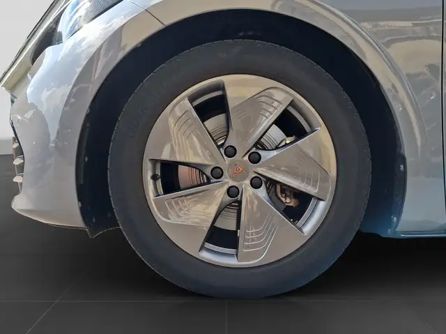 Cupra Born view 7