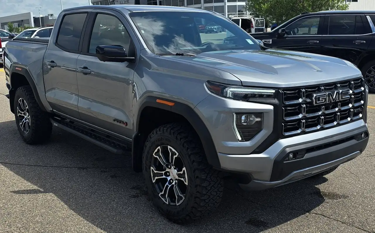 GMC Canyon снимка GMC Canyon