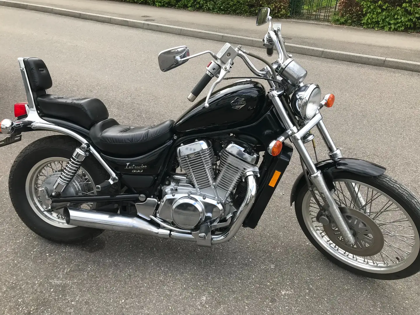 Suzuki VS 800 Intruder VS 800 GL 52 A aus 1. Hand Noir - 1