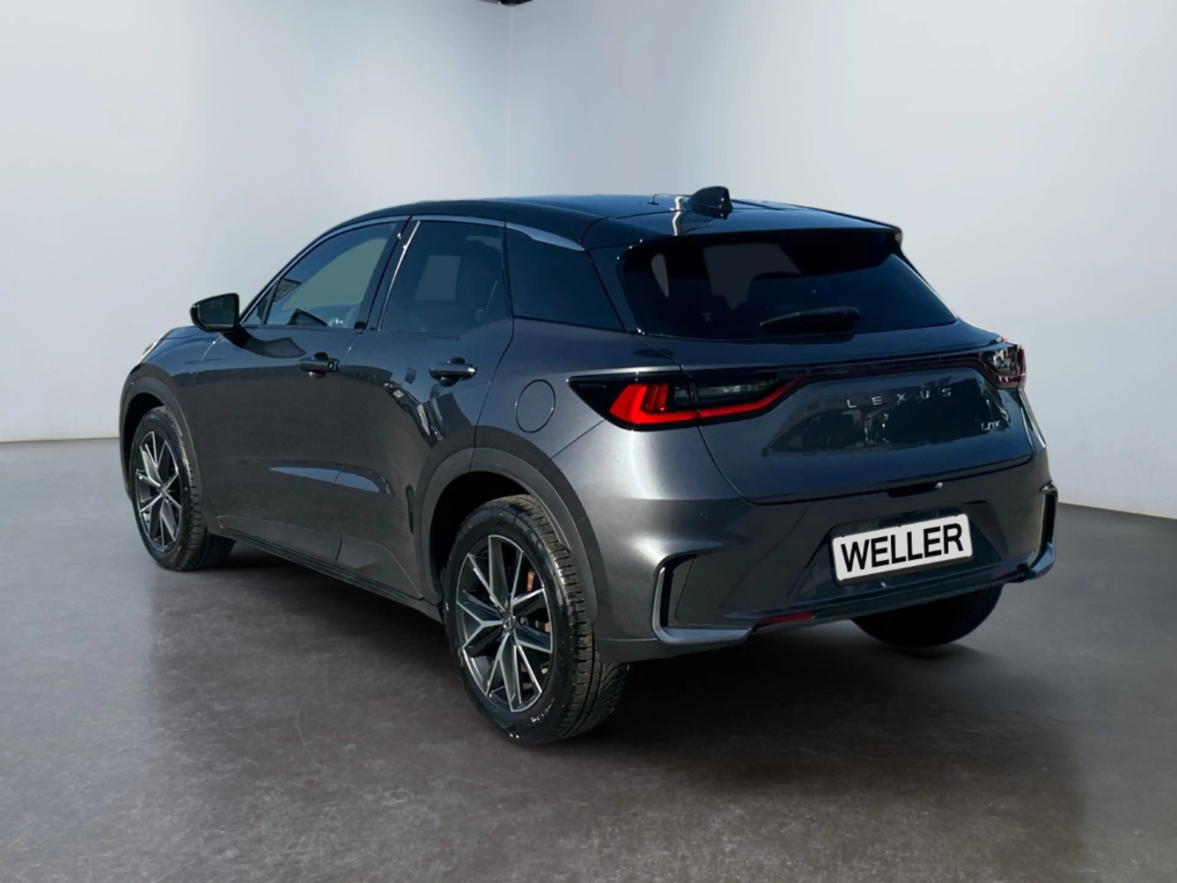 Lexus LBX FWD Cool *LED*ACC*Leder*360°*HUD*Memory*SHZ* — photo 7