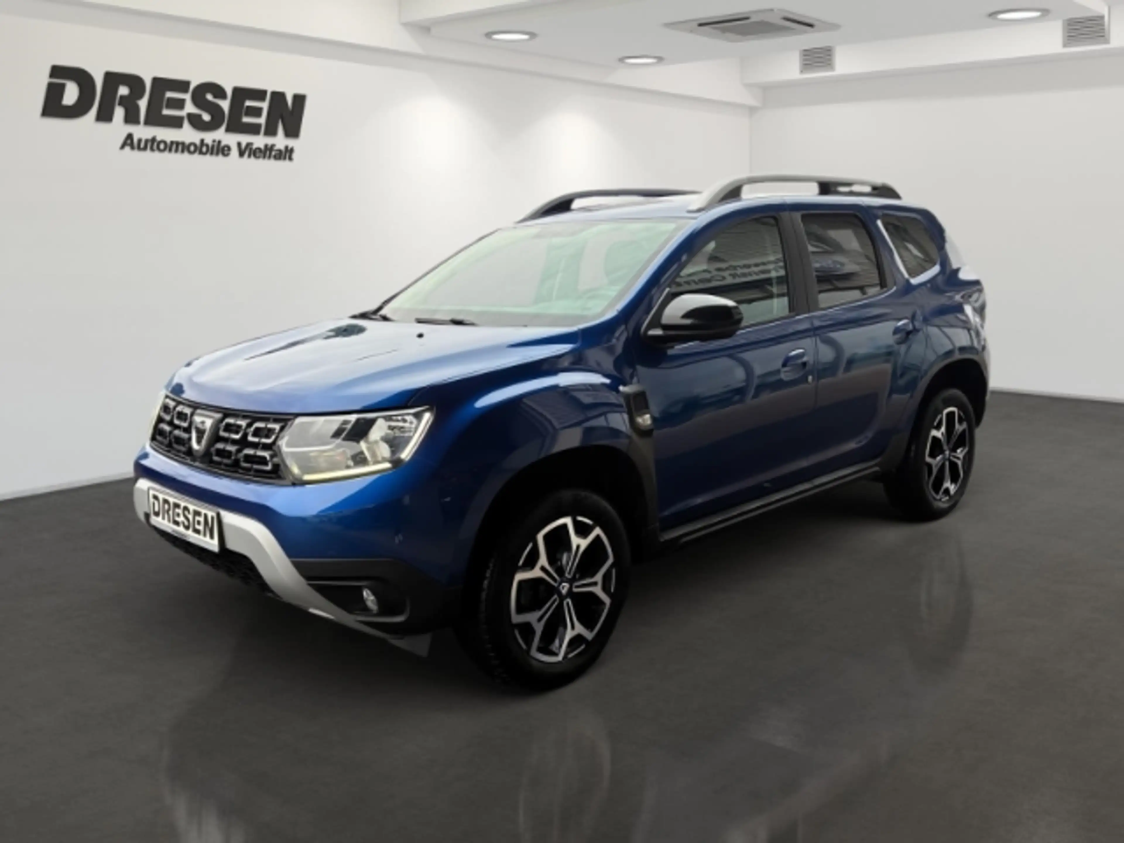 Dacia Duster II Celebration Sitzheizung/Rückfahrkamera/Navi/PDC — photo 2