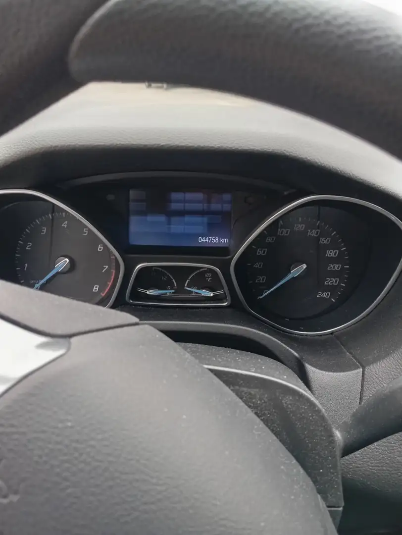 Ford Focus 1.6i Ti-VCT Titanium Powershift Zilver - 2