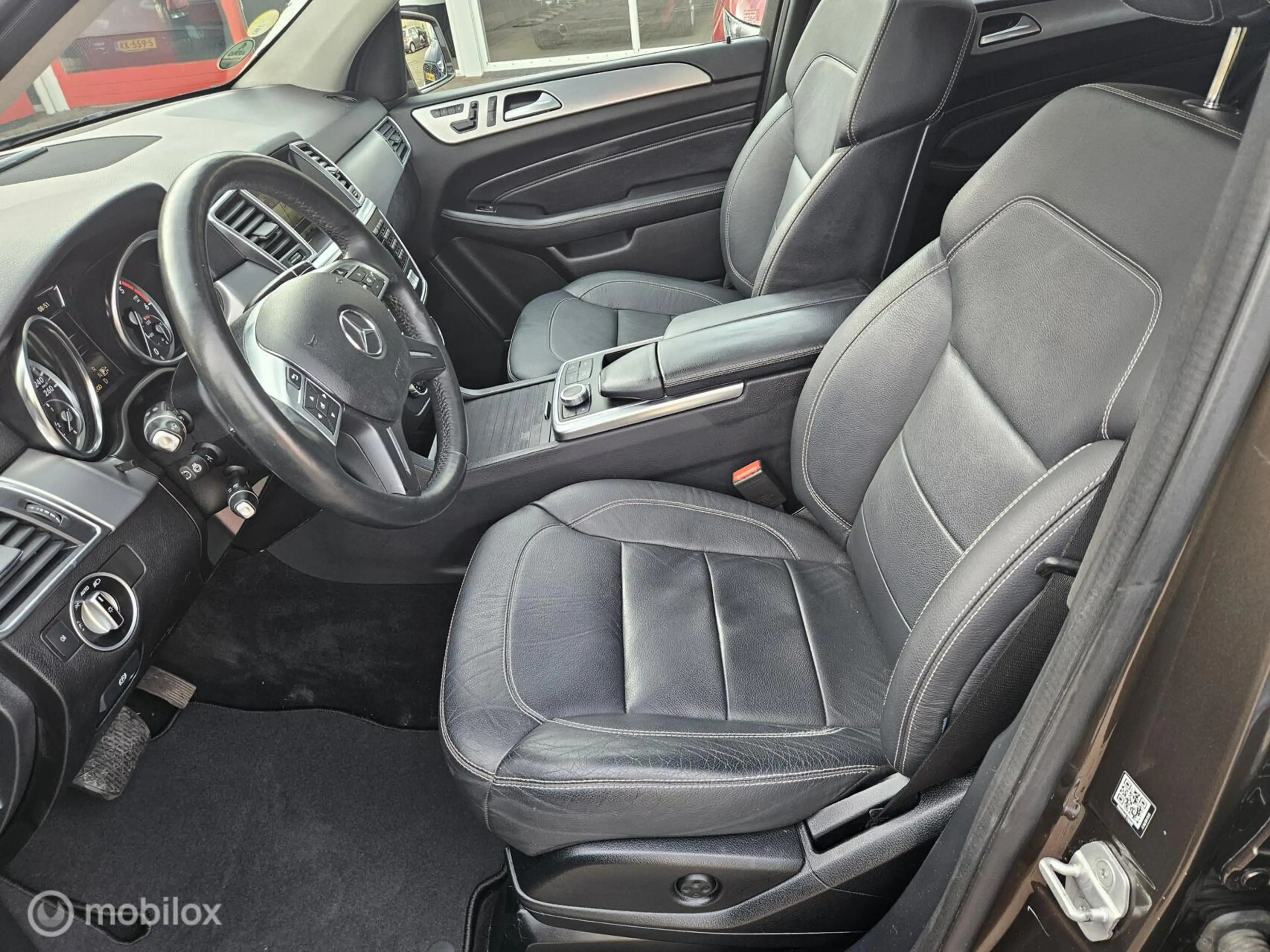 Mercedes-Benz ML 350 M-klasse BlueTEC — photo 12