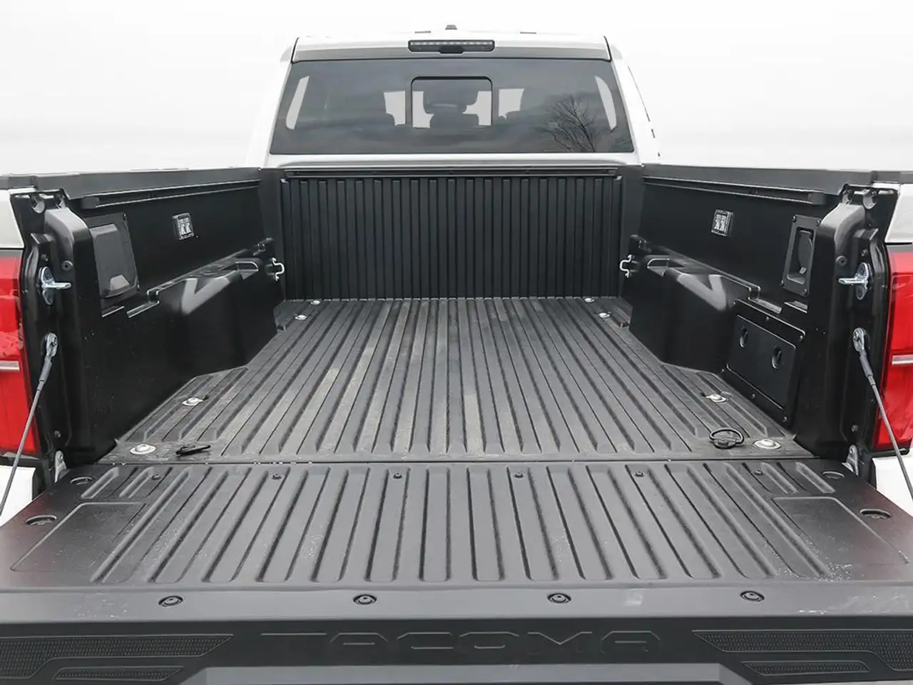 Toyota Tacoma снимка Toyota Tacoma