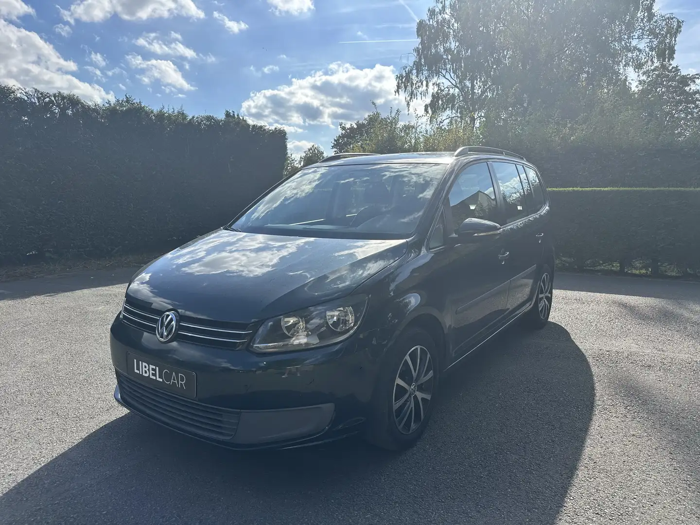 Volkswagen Touran Touran 1.6 TDi Highline *Automatique* *1er prop* Vert - 1