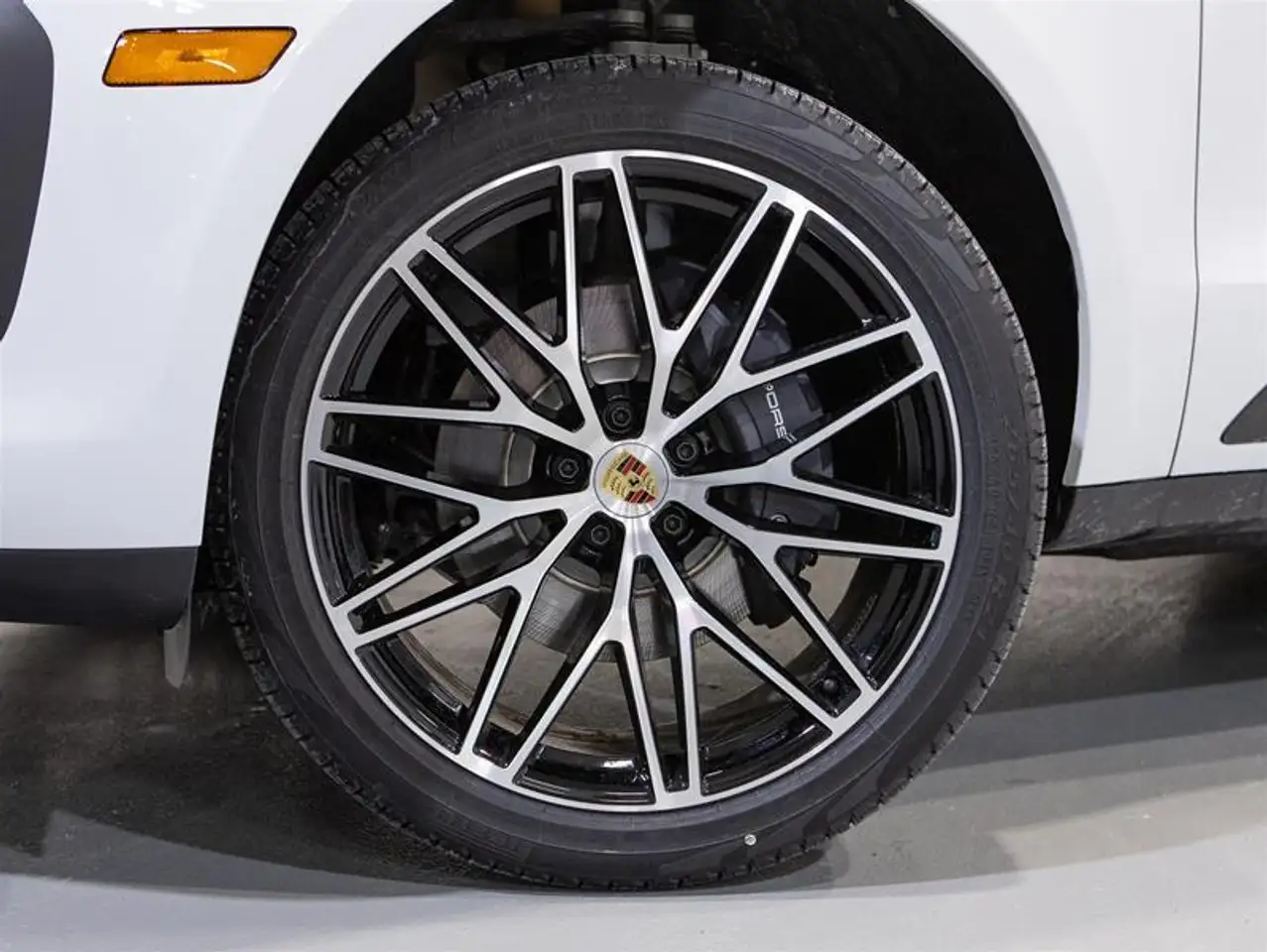 Porsche Macan снимка Porsche Macan
