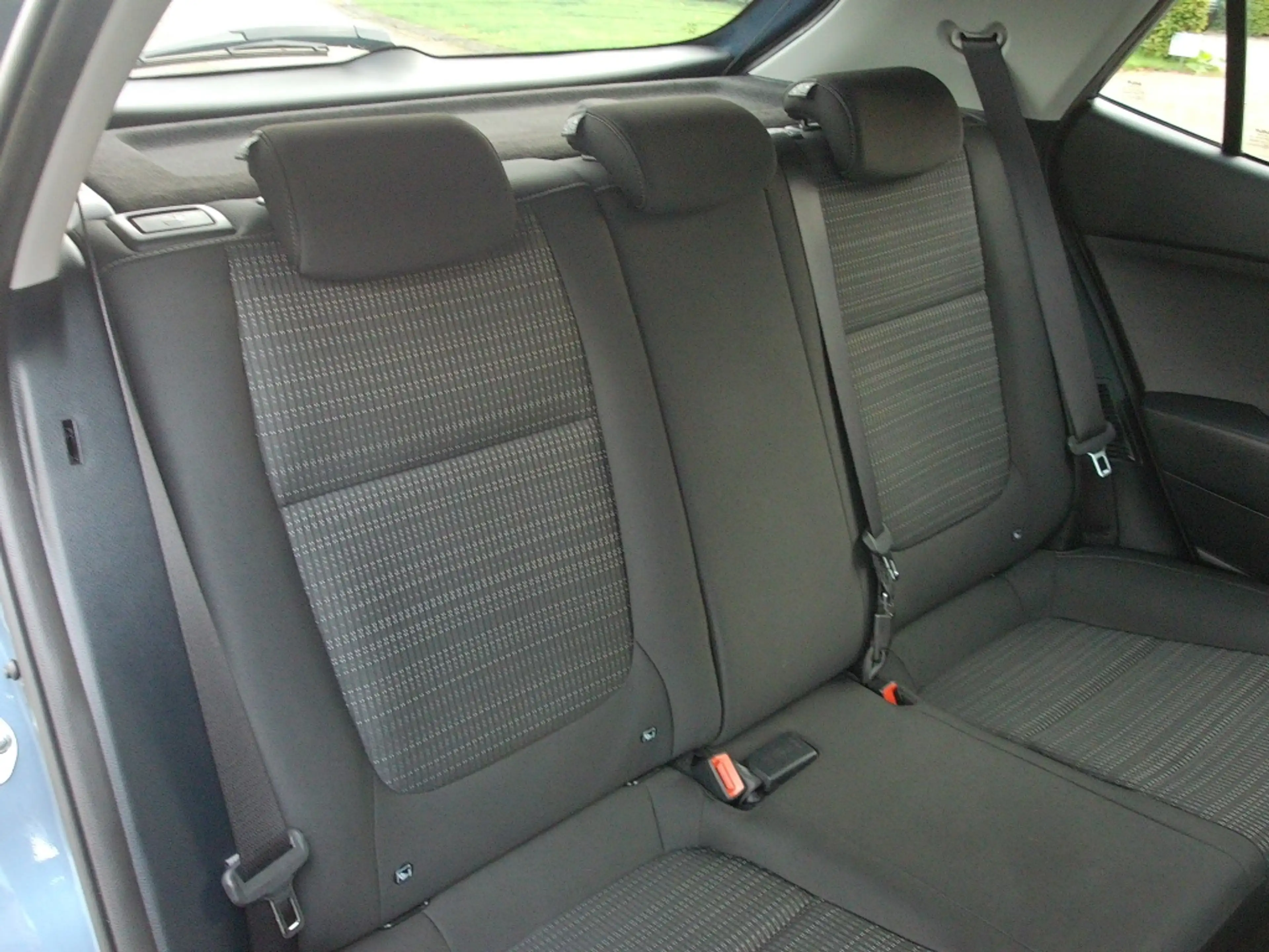 Kia Stonic 1.0 T-GDi 100pk DynamicLine — photo 24