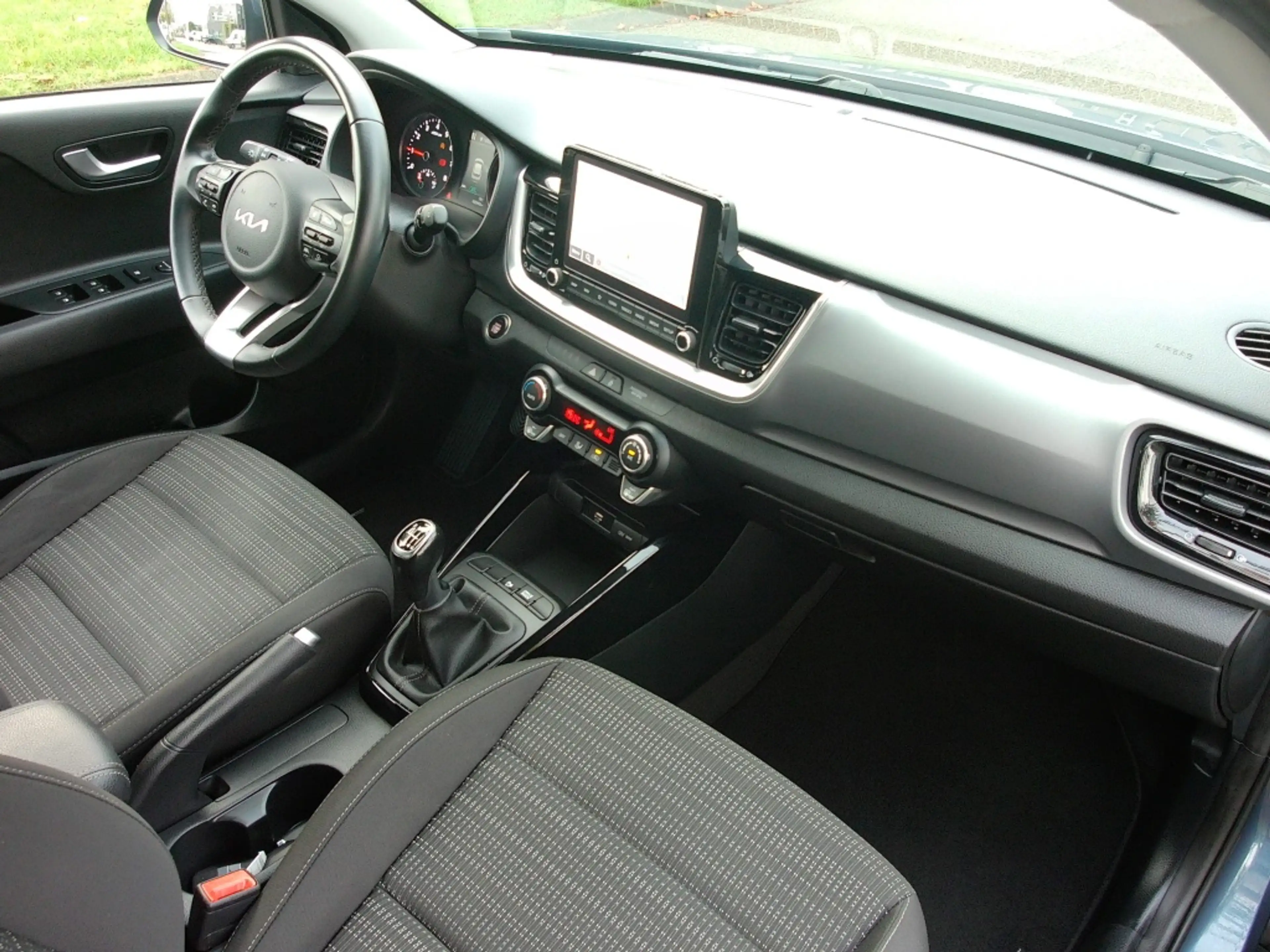 Kia Stonic 1.0 T-GDi 100pk DynamicLine — photo 21