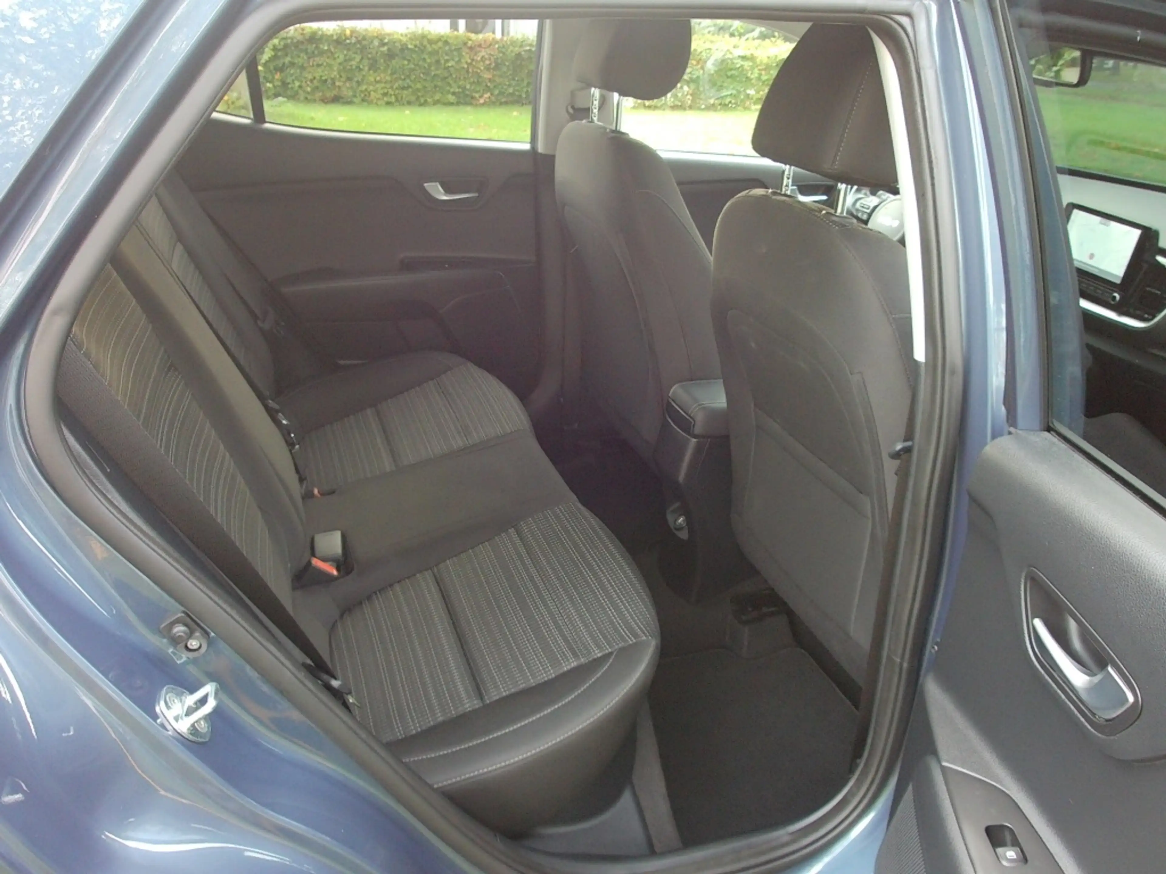 Kia Stonic 1.0 T-GDi 100pk DynamicLine — photo 25