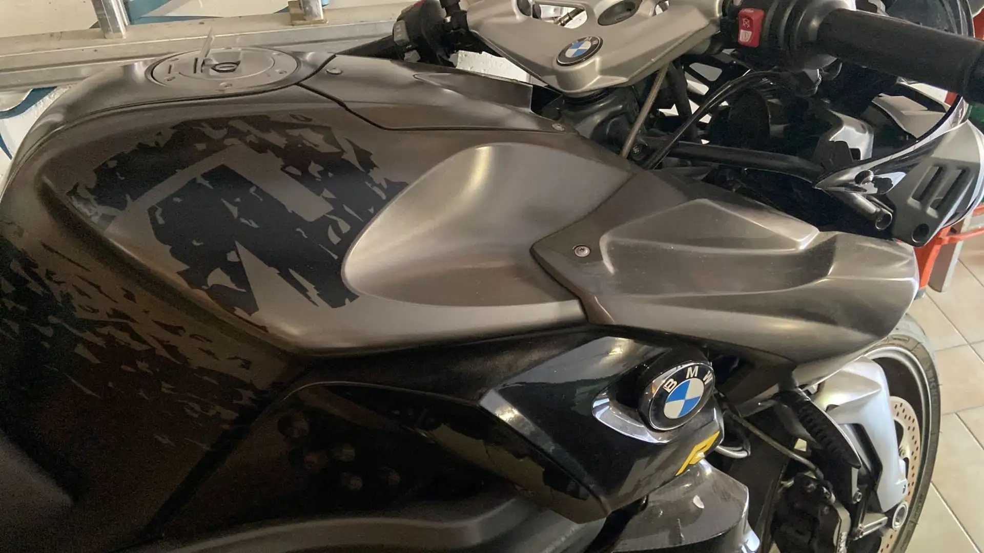 BMW K 1300 R CARBON EDITION - VALIGIE BMW - AKRAPOVIC - 2