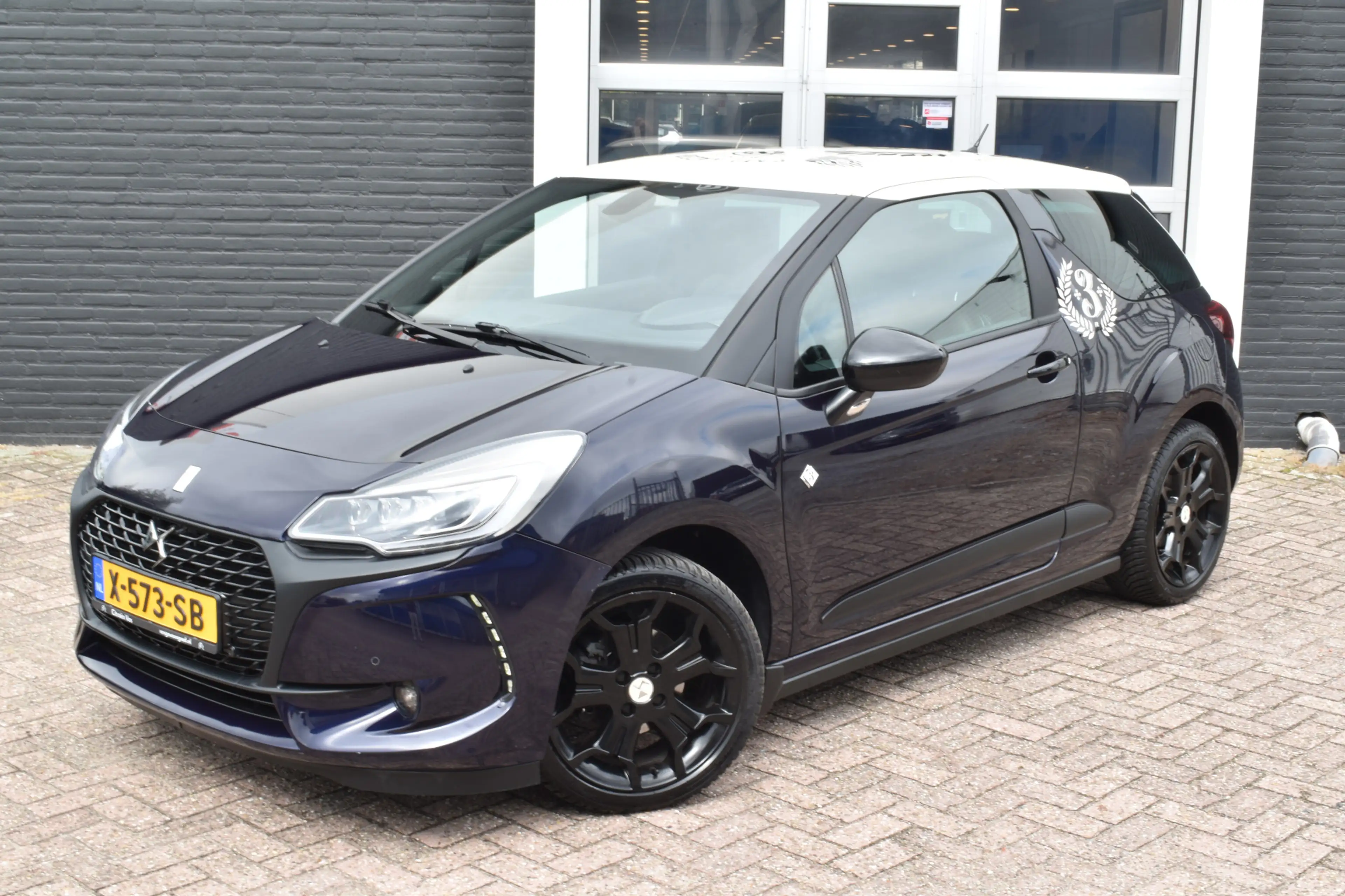 DS Automobiles DS 3 PureTech 110 Café Racer Leder | Navigatie | Airco — photo 10