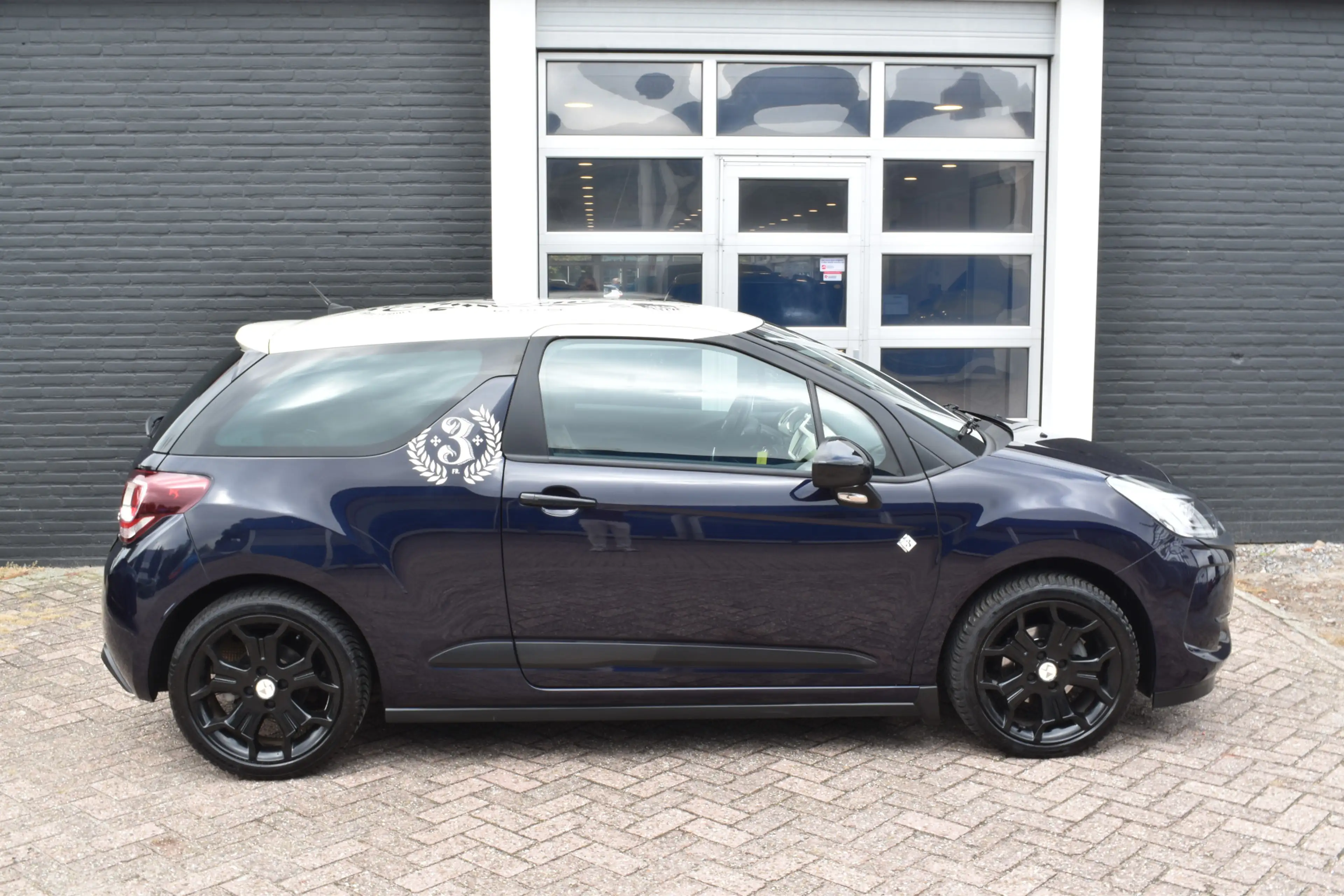 DS Automobiles DS 3 PureTech 110 Café Racer Leder | Navigatie | Airco — photo 4