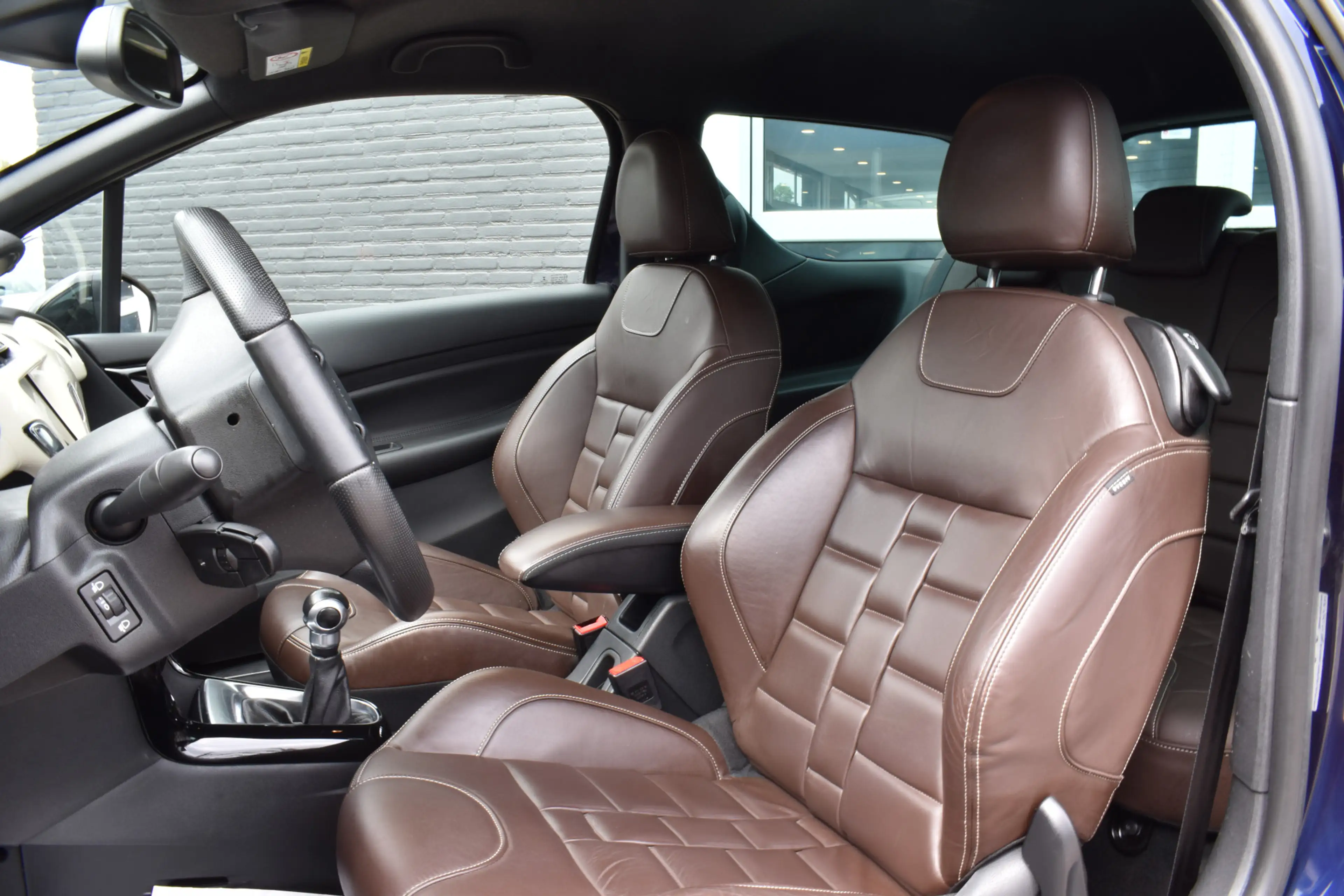 DS Automobiles DS 3 PureTech 110 Café Racer Leder | Navigatie | Airco — photo 2