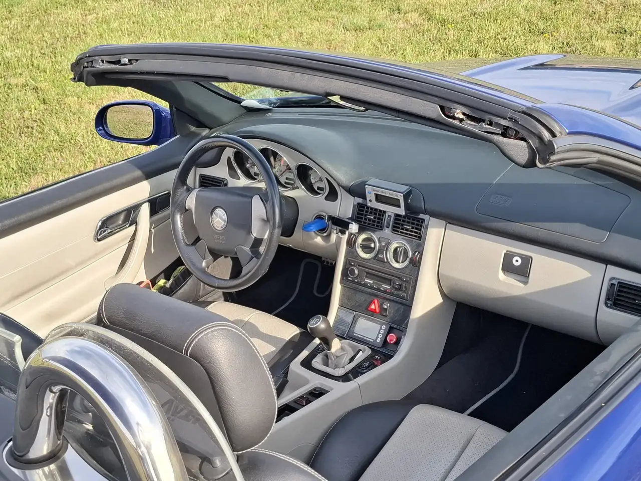 Mercedes-Benz SLK AMG Elektro-Cabrio, moderner offener e-Klassiker, foto 10
