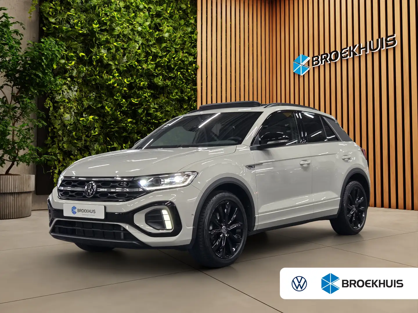 Volkswagen T-Roc 1.5 TSI R-Line Business | Pano | Black Style | Ada Grijs - 1
