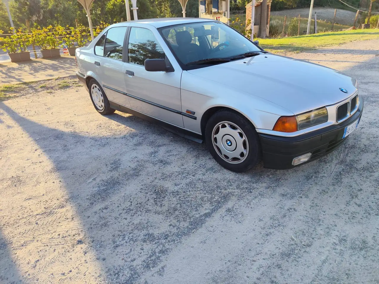 BMW 318i cat., foto 2