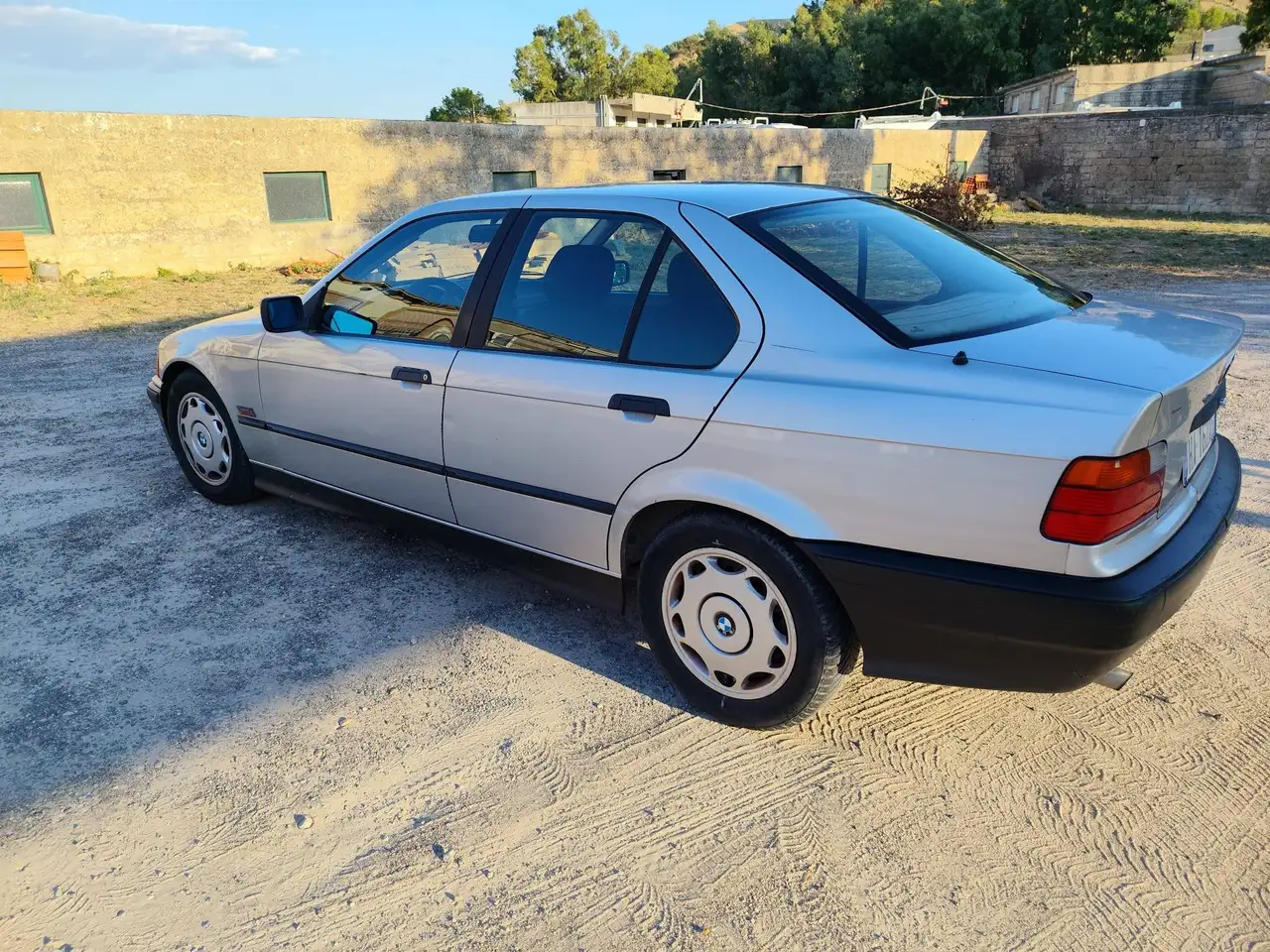BMW 318i cat., foto 4