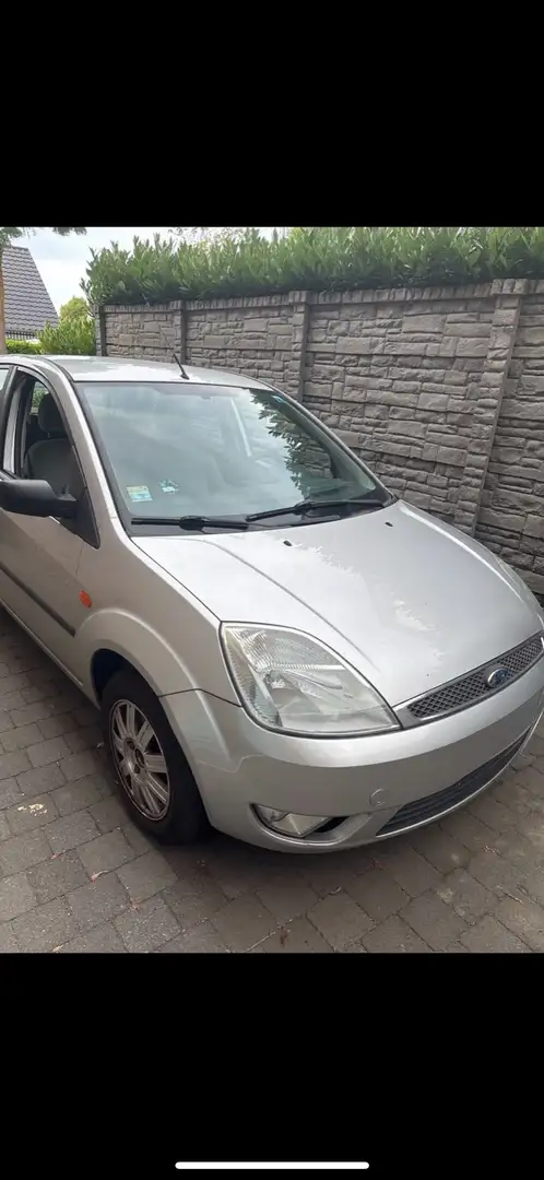 Ford Fiesta 1.4 Ghia - 1