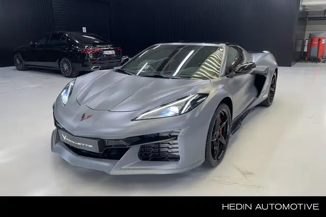 Corvette C8 E-Ray Coupé Automaat 3LZ Package Volledig matte PP