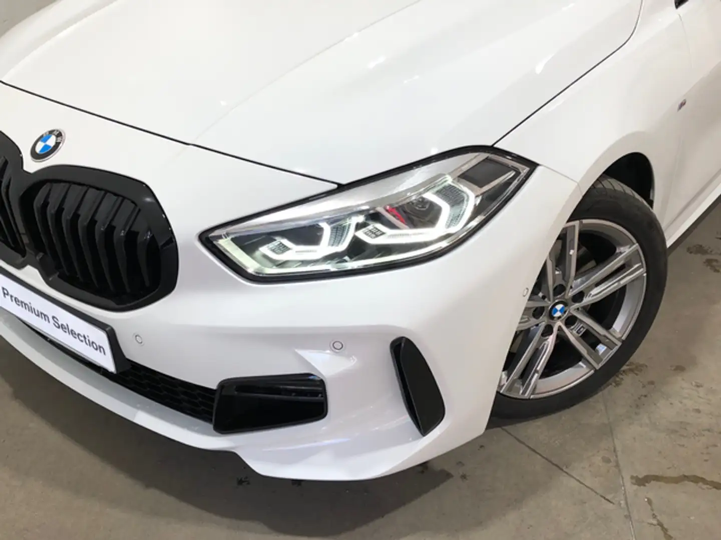 BMW 118 118dA Business Blanc - 2