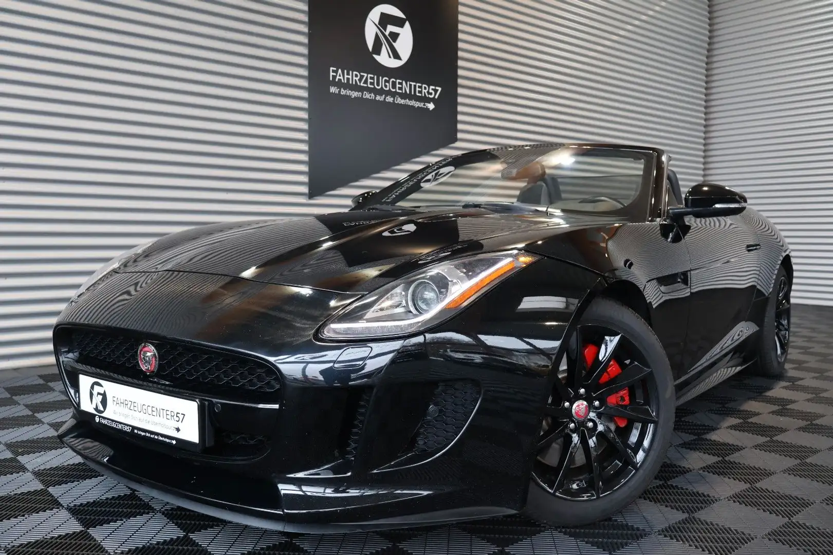Jaguar F-Type 3.0 L V6 Kompressor/RFK/MERIDIAN/BI-XENON Schwarz - 1