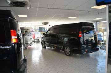 2500- 6,0 V8 Explorer Limited.9 Sitze