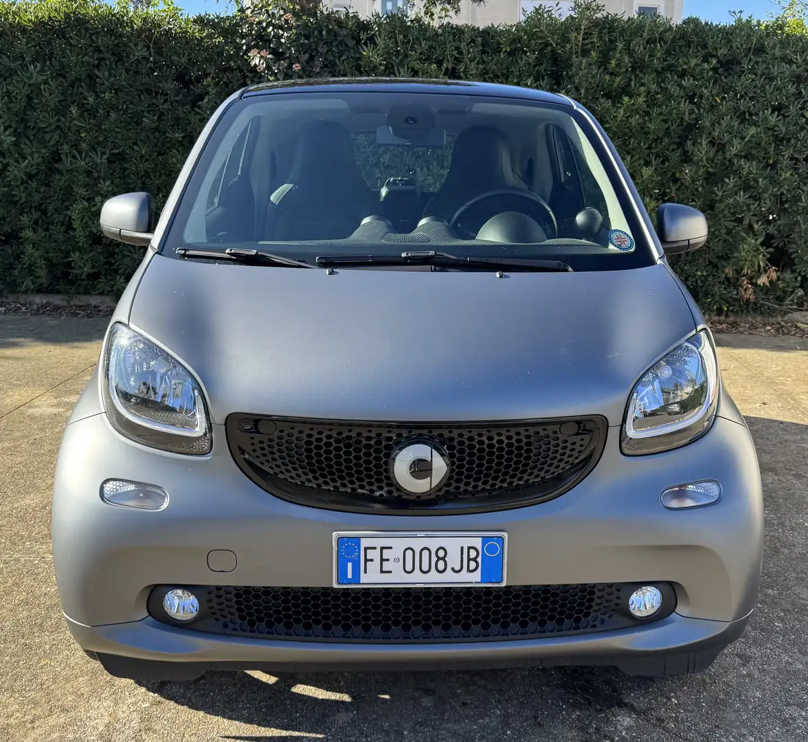 smart forTwo Prime 1.000 71cv Grigio - 2