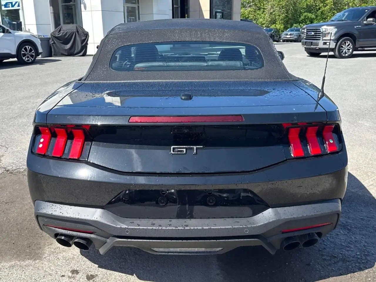 Ford Mustang снимка Ford Mustang