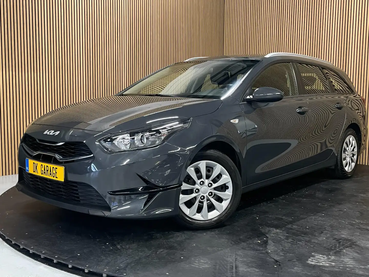 Kia Ceed SW / cee'd SW Sportswagon 1.0 T-GDi DynamicLine|APPLE CARPLAY, A Grijs - 1