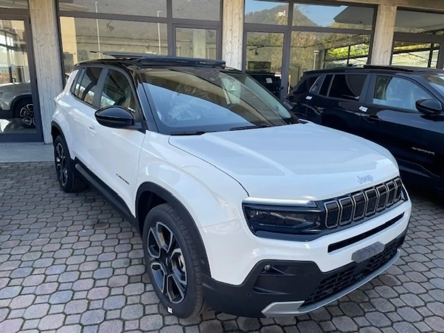 Jeep Avenger JEEP AVENGER 1.2 E-DCT6 Hybrid MHEV SUMMIT Nero - 2