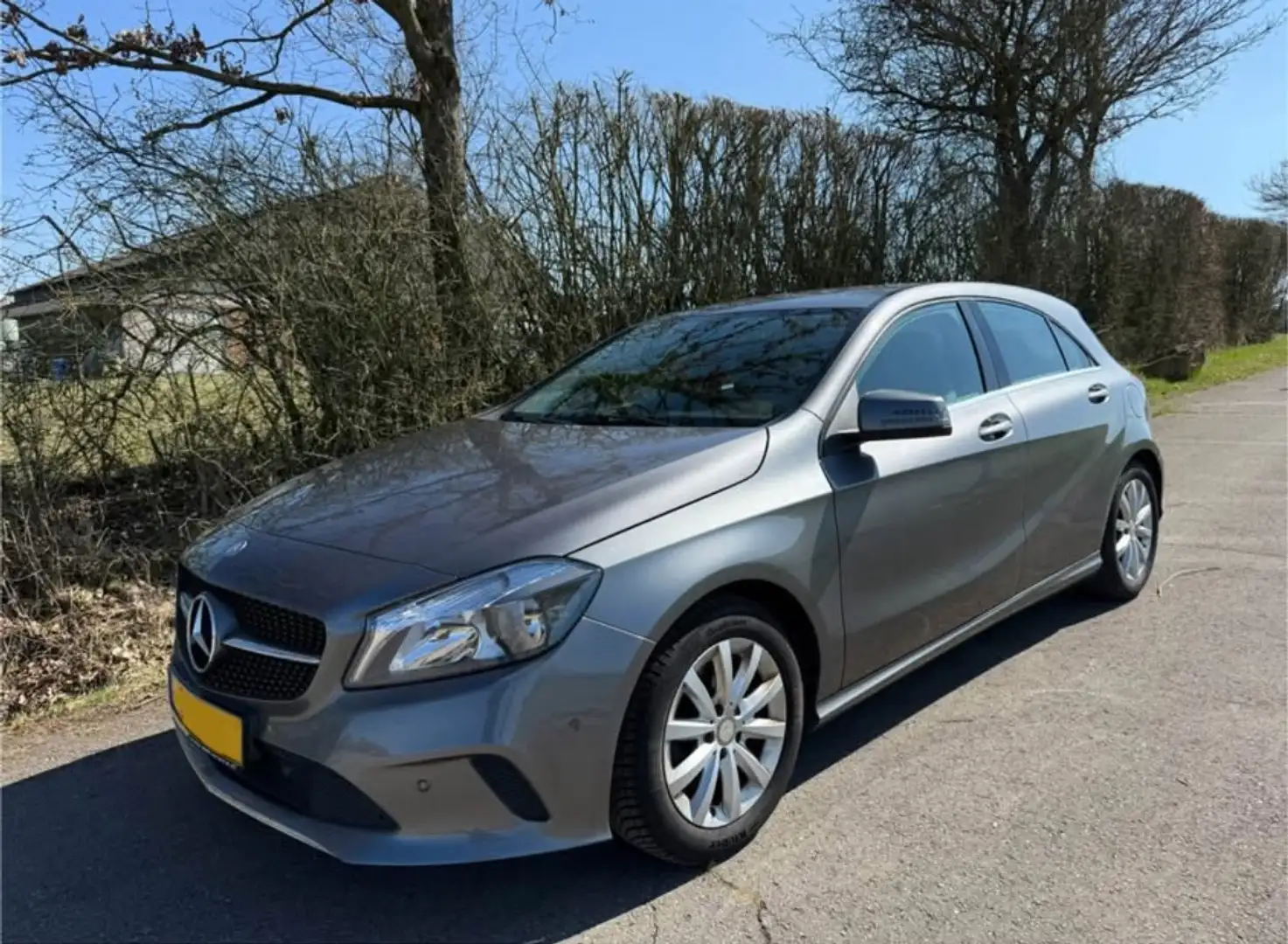 Mercedes-Benz A 180 A 180 Style Gris - 2