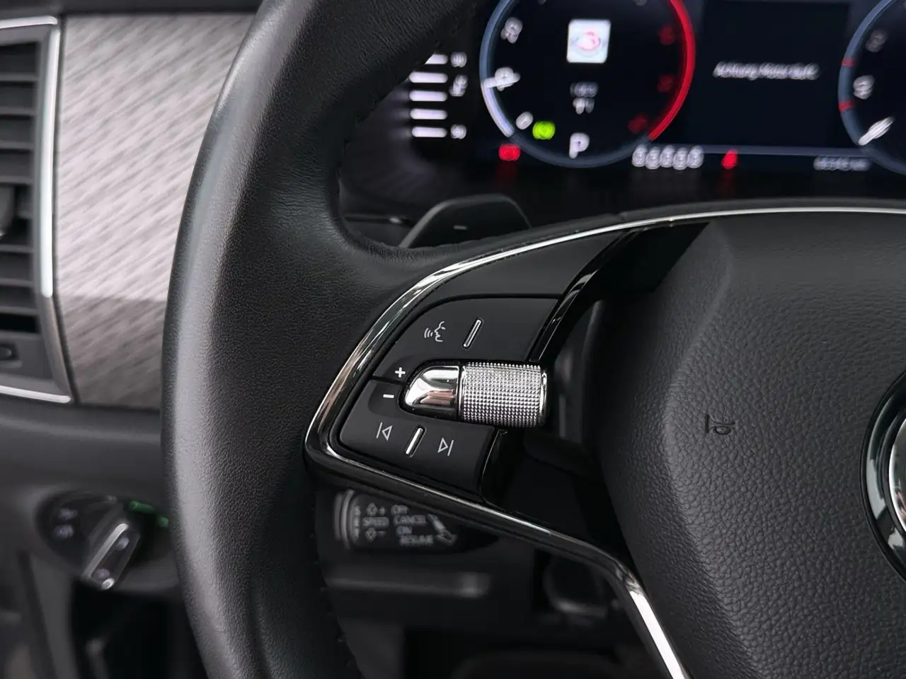 Skoda Kodiaq 2.0 TDI Style Aut 7-SITZER MATRIX RADAR, миниатюра 20