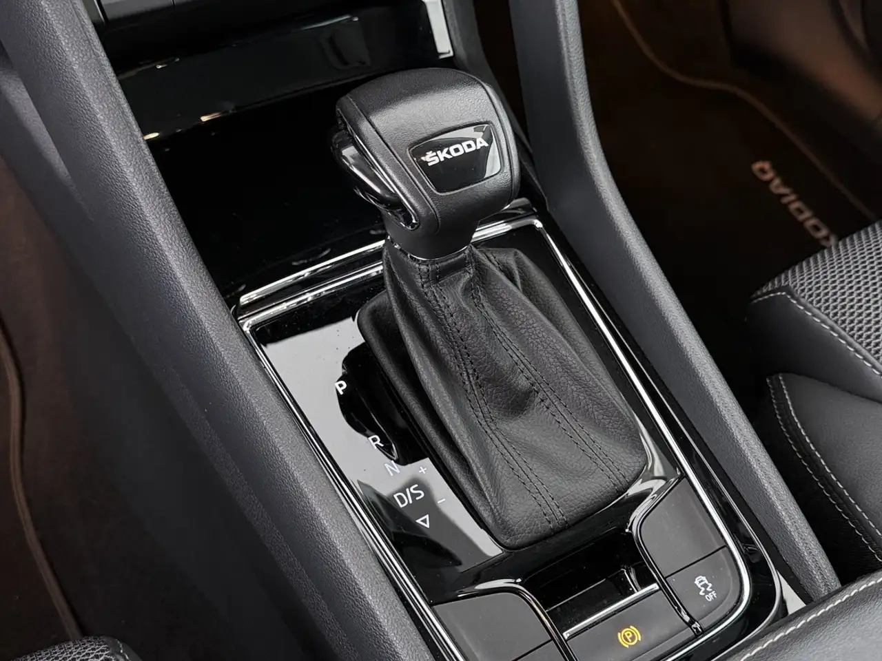Skoda Kodiaq 2.0 TDI Style Aut 7-SITZER MATRIX RADAR, миниатюра 17