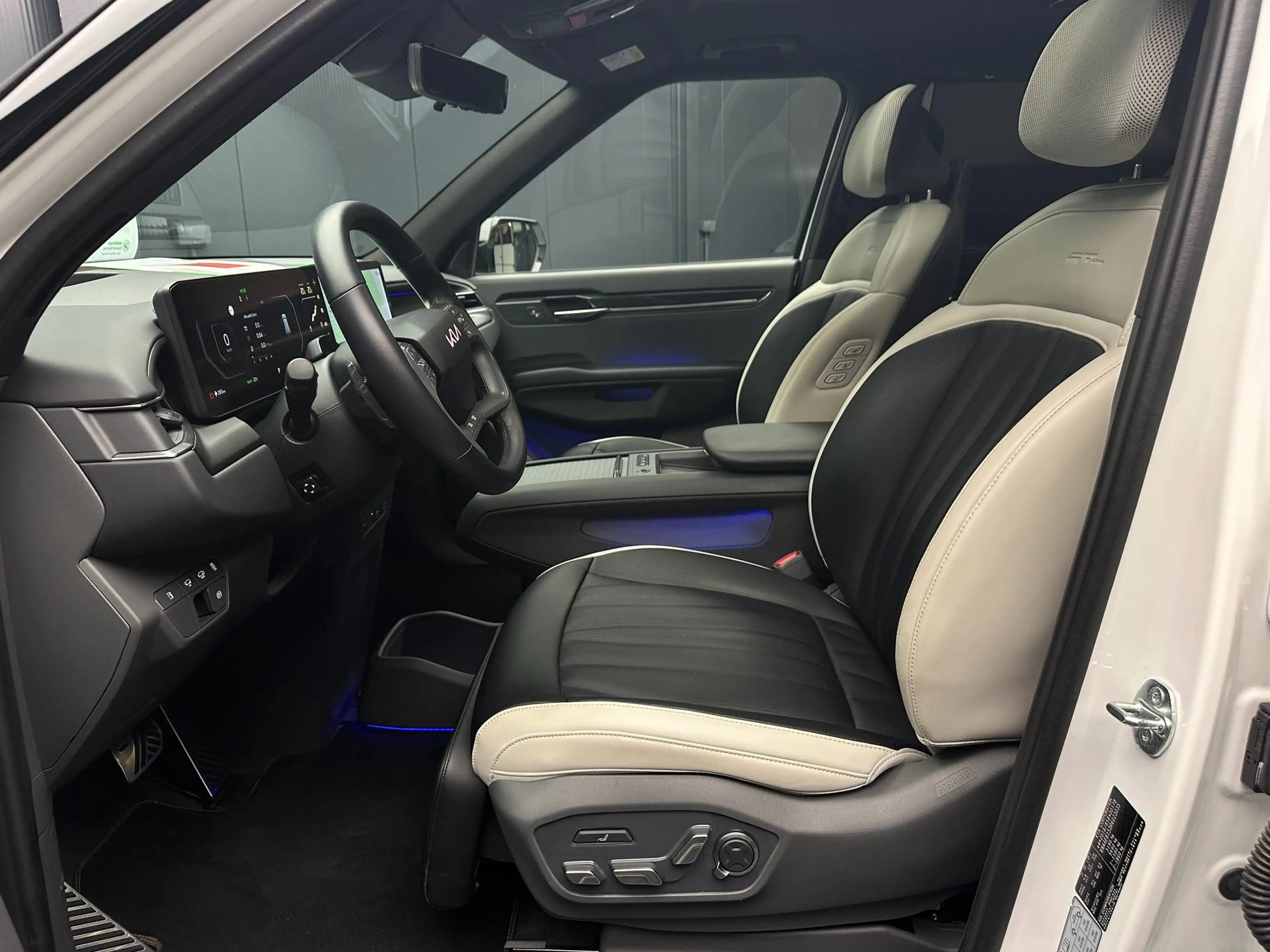 Kia EV9 GT-Line Launch Edition 4WD *Sitz-Paket Swivel*6-SITZE* — photo 18