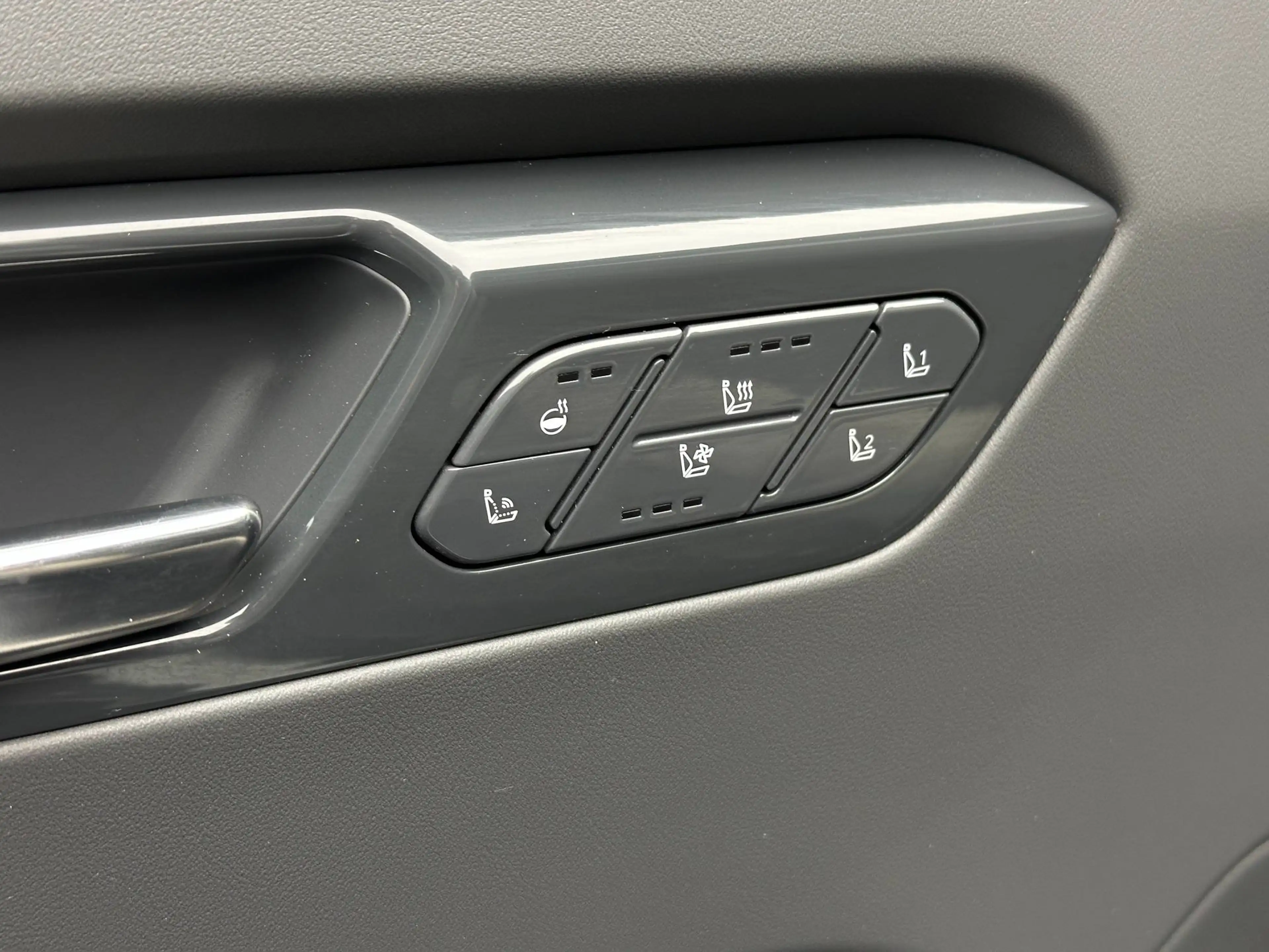 Kia EV9 GT-Line Launch Edition 4WD *Sitz-Paket Swivel*6-SITZE* — photo 16