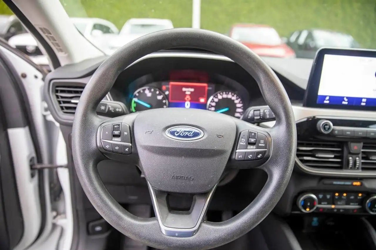 Ford Escape снимка Ford Escape
