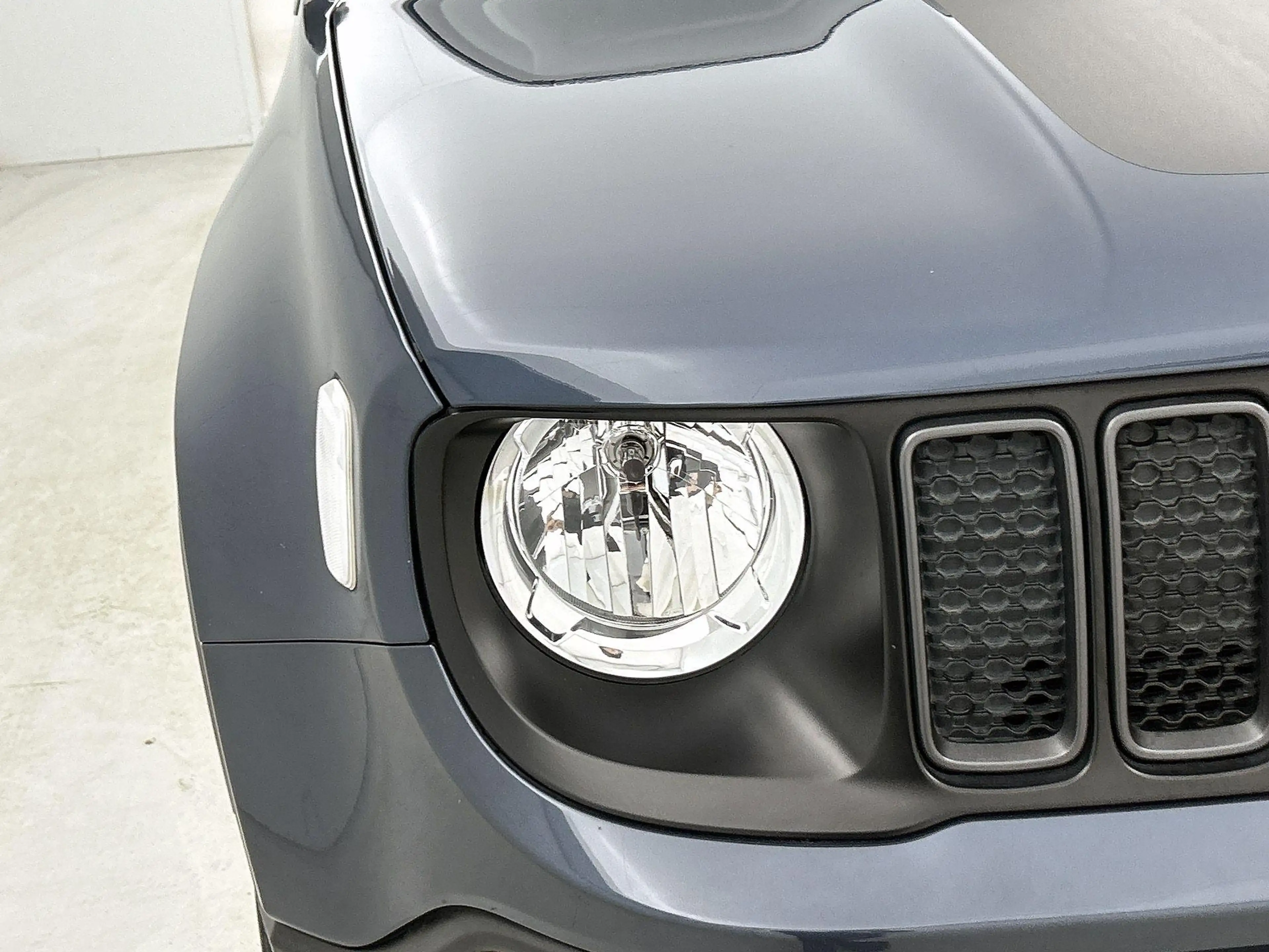 Jeep Renegade 4xe 240 Plug-in Hybrid Electric Trailhawk | Camera — photo 13