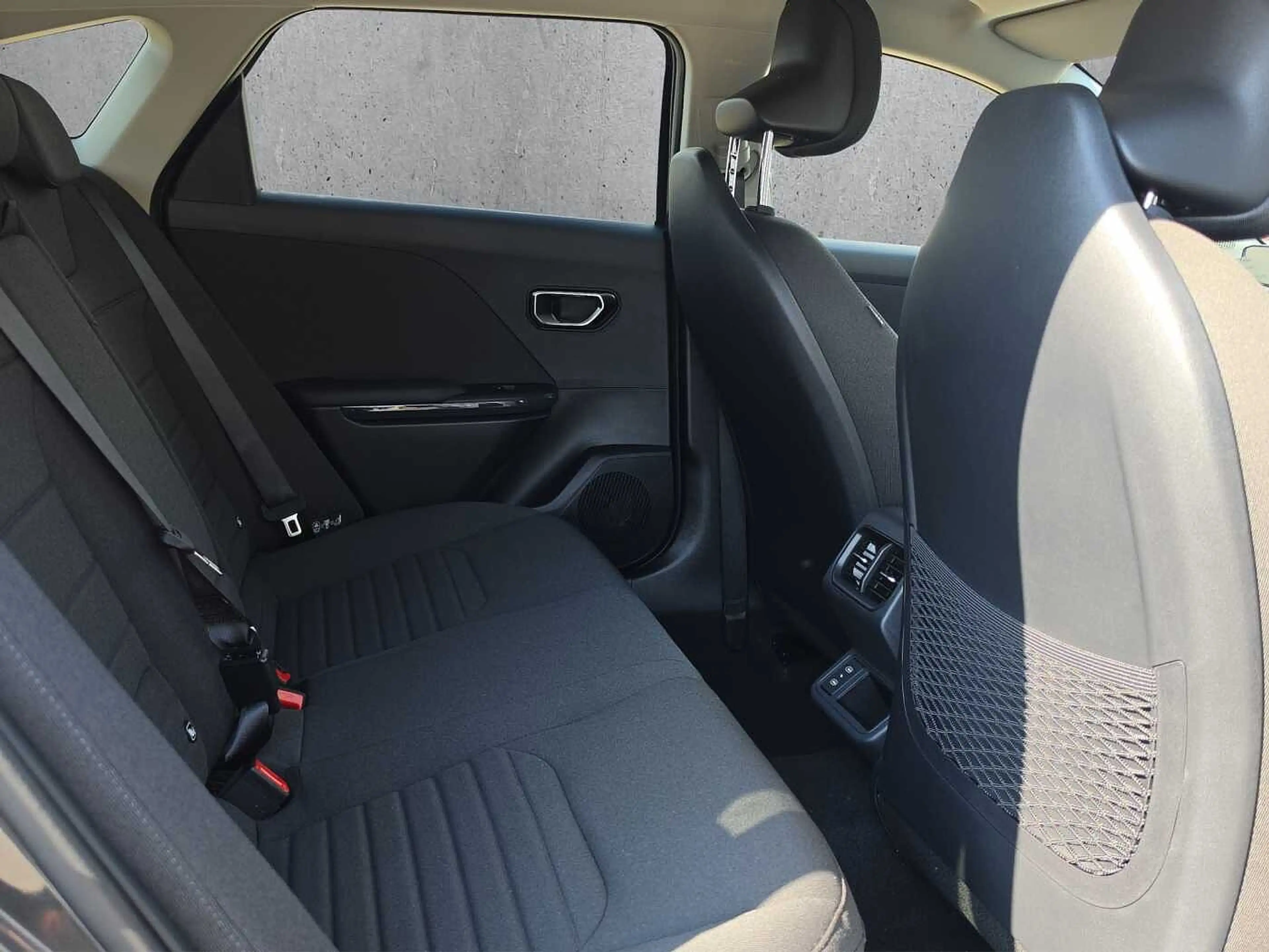 Kia K4 1.6 T-GDI Gold //Winterpaket/Kamera/Navi/Keyless — photo 15